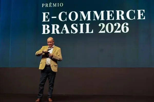 Prêmio E-Commerce Brasil retorna ao Fórum e reconhece empresas e lideranças que impulsionam a evolução do comércio digital